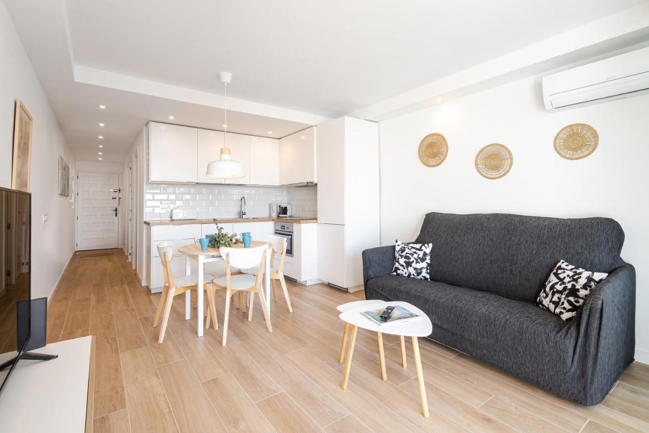 Apartment Newly Renovated With Incredible Sea Views - Rdr295 *